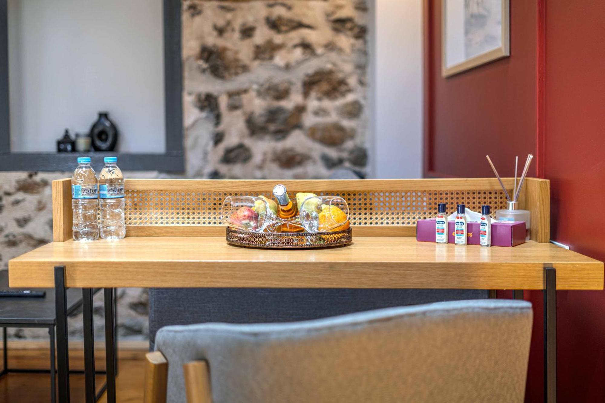 Belle Athenes - Luxury Rooms At Monastiraki Railway Station المظهر الخارجي الصورة
