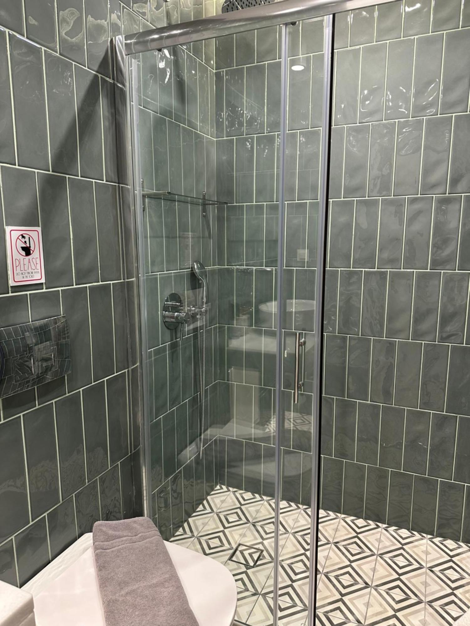 Belle Athenes - Luxury Rooms At Monastiraki Railway Station المظهر الخارجي الصورة