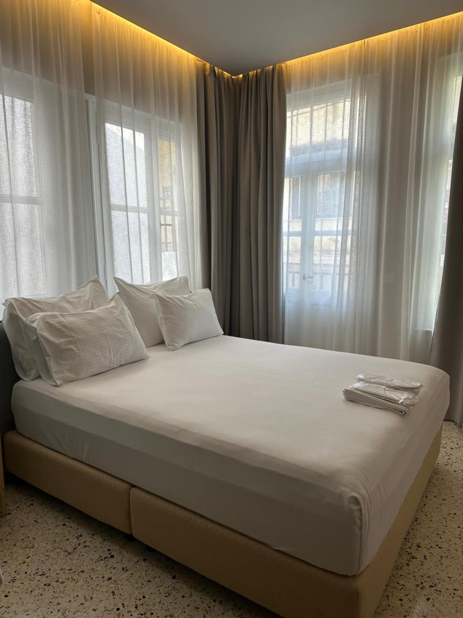 Belle Athenes - Luxury Rooms At Monastiraki Railway Station المظهر الخارجي الصورة