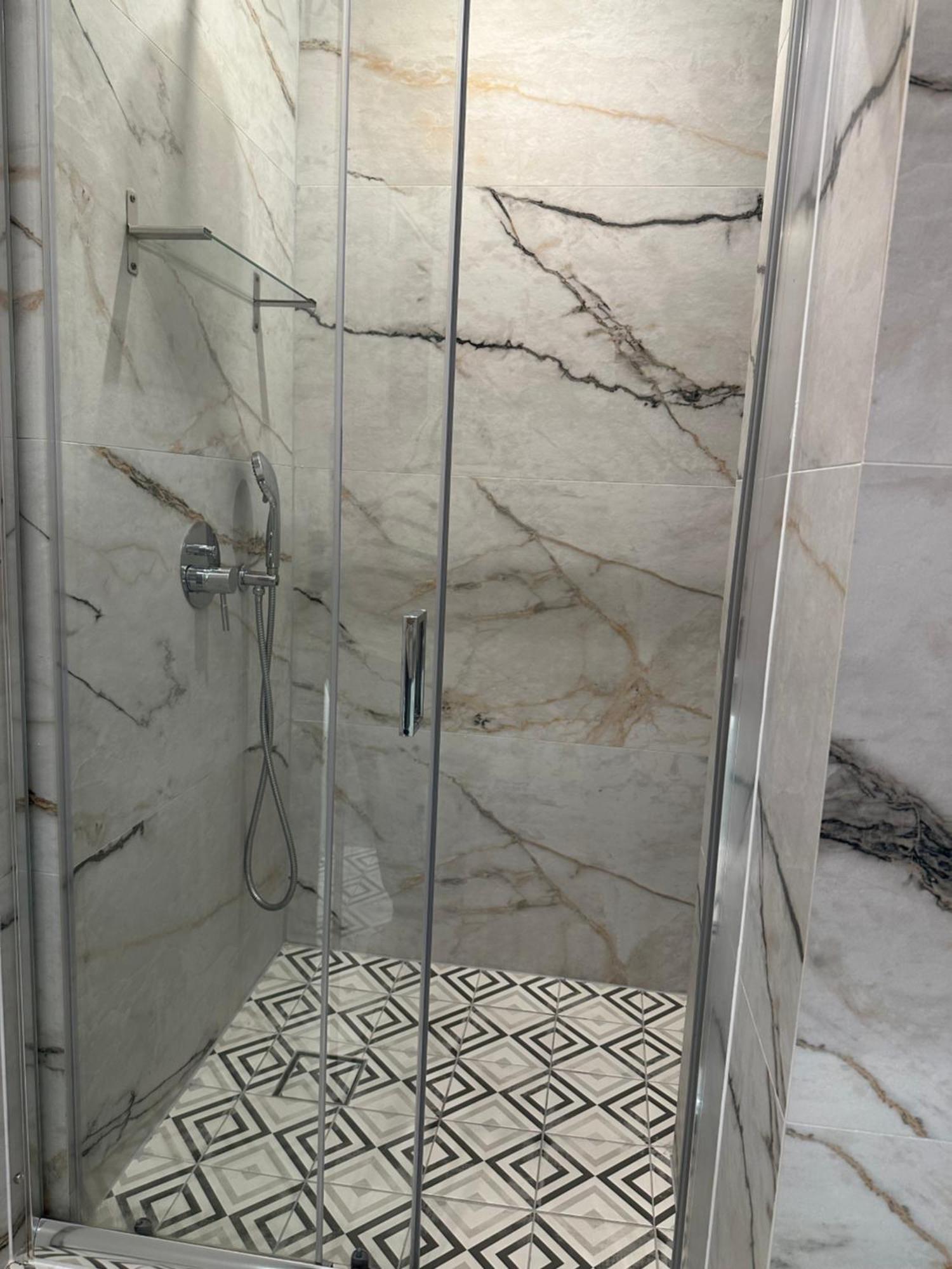 Belle Athenes - Luxury Rooms At Monastiraki Railway Station المظهر الخارجي الصورة